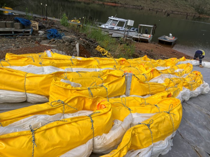 silt curtain barrier used to prevent sediment spread in water