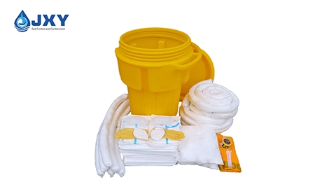 65 Gallon Oil Spill Emergency Kit (Wheeled Drum)