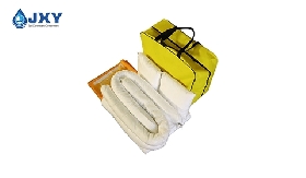 58L Oil-Only Spill Kit