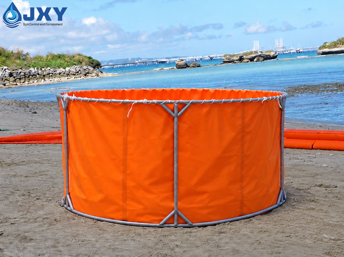 Portable temporary oil storage tank for spill response